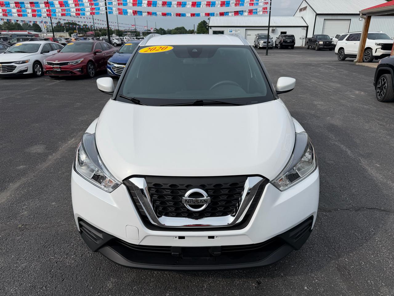 Nissan Kicks SV FWD 2020