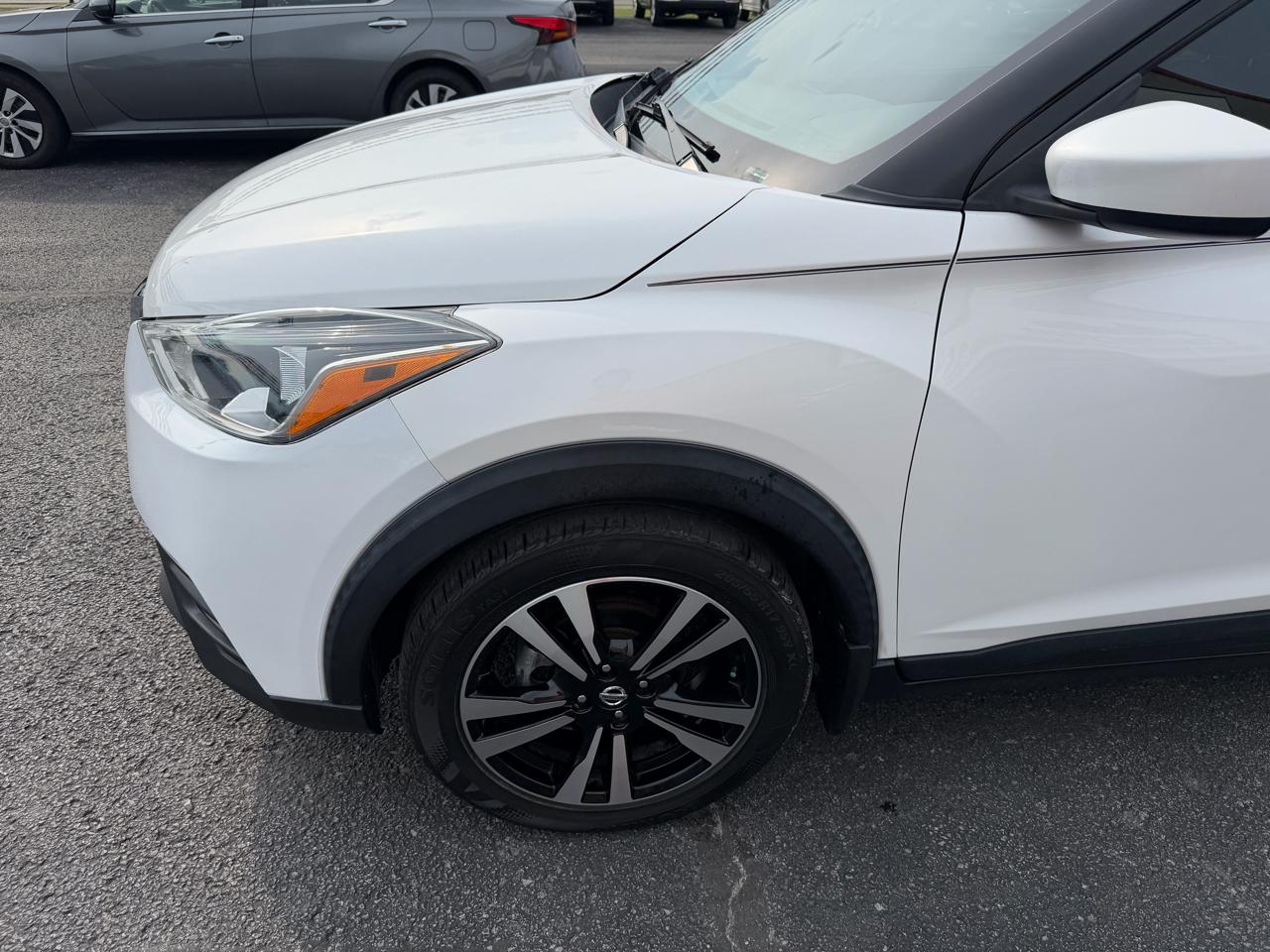 Nissan Kicks SV FWD 2020