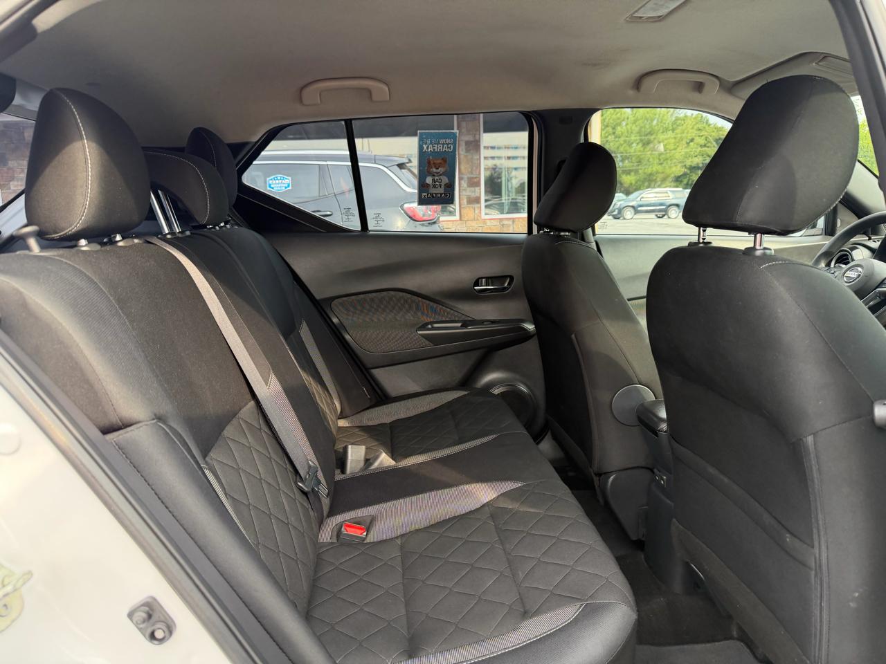 Nissan Kicks SV FWD 2020
