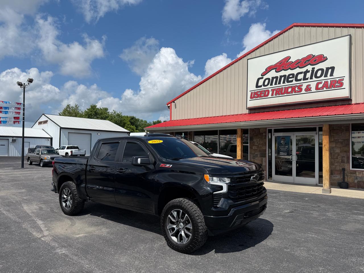 2022 Chevrolet Silverado 1500 4WD Crew Cab 147" RST