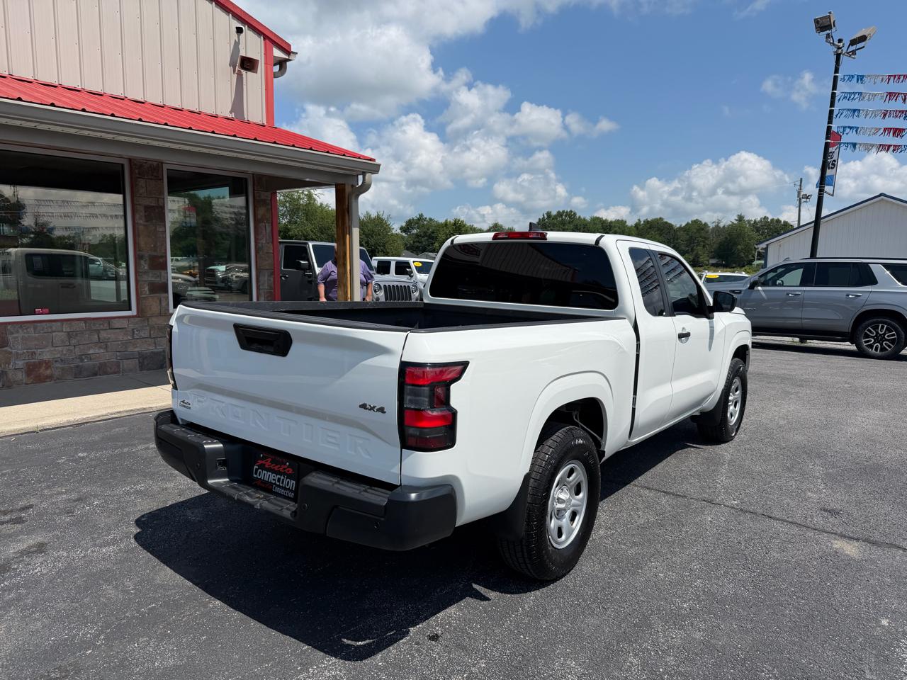 Nissan Frontier King Cab 4x4 S 2024