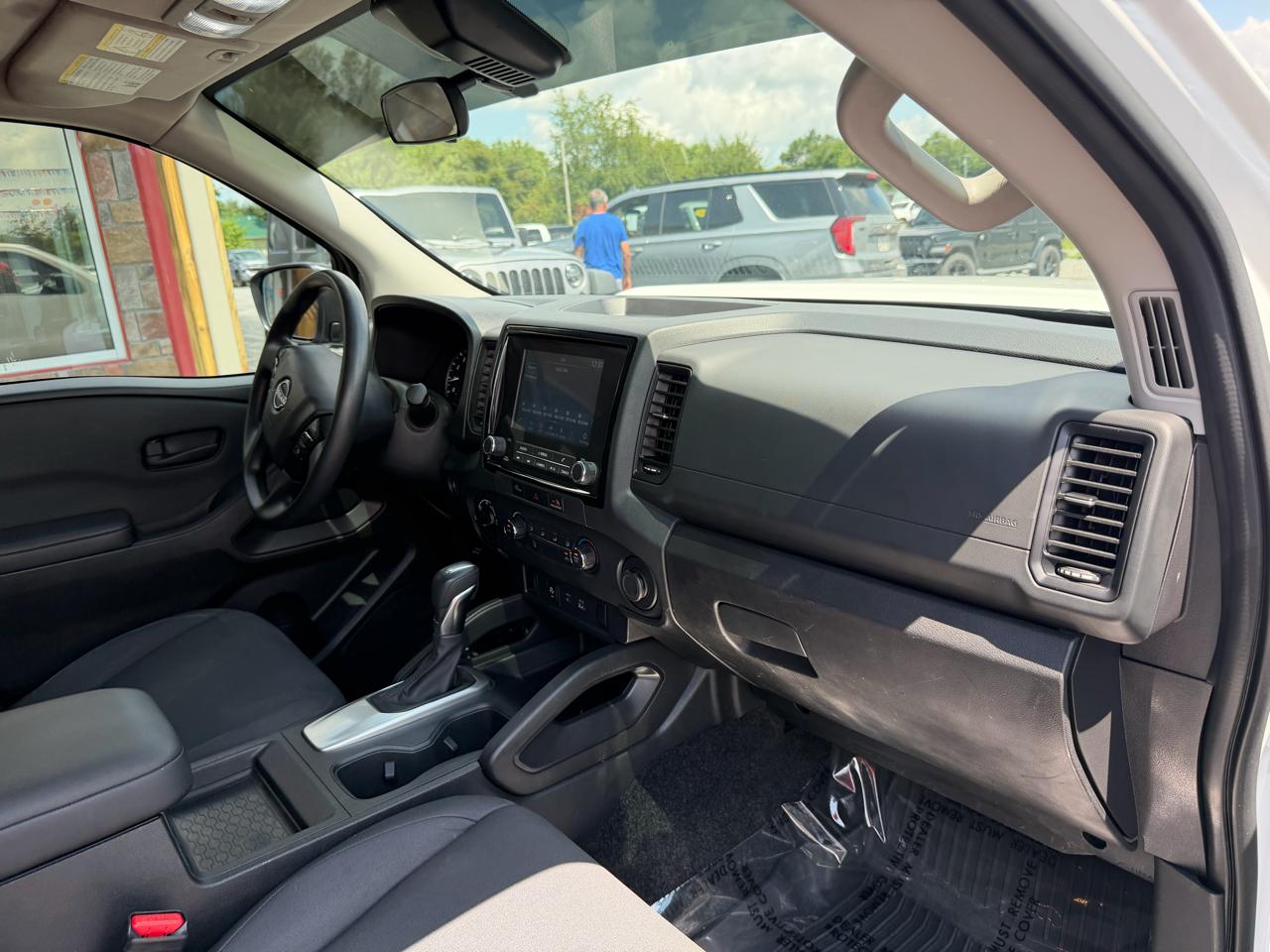 Nissan Frontier King Cab 4x4 S 2024