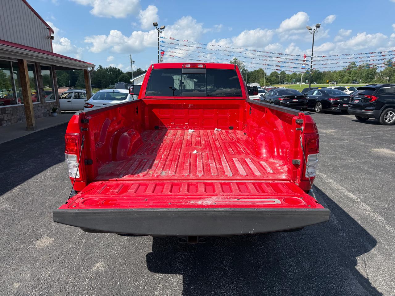 RAM 3500 Tradesman 4x4 Reg Cab 8' Box 2020