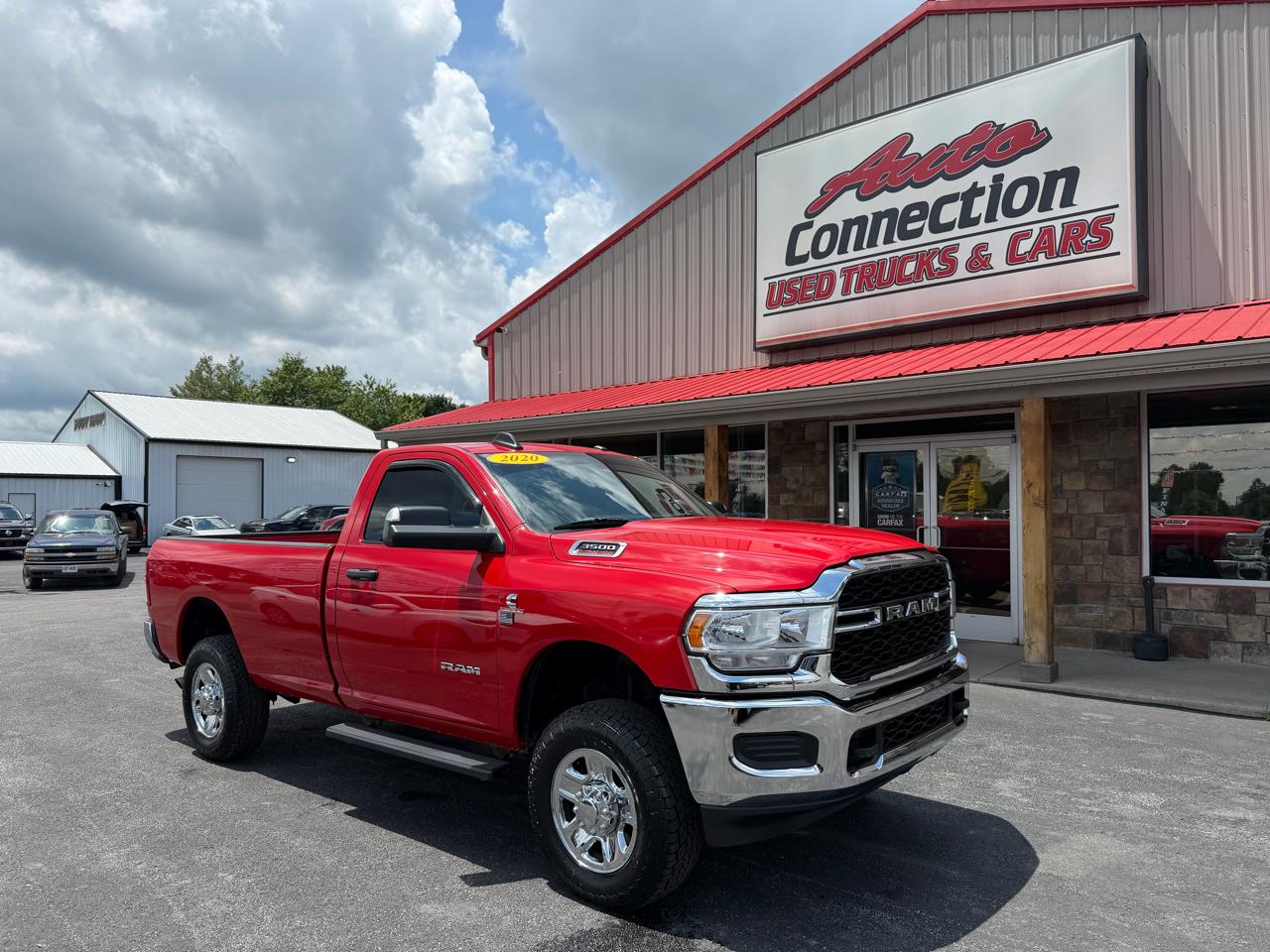 RAM 3500 Tradesman 4x4 Reg Cab 8' Box 2020