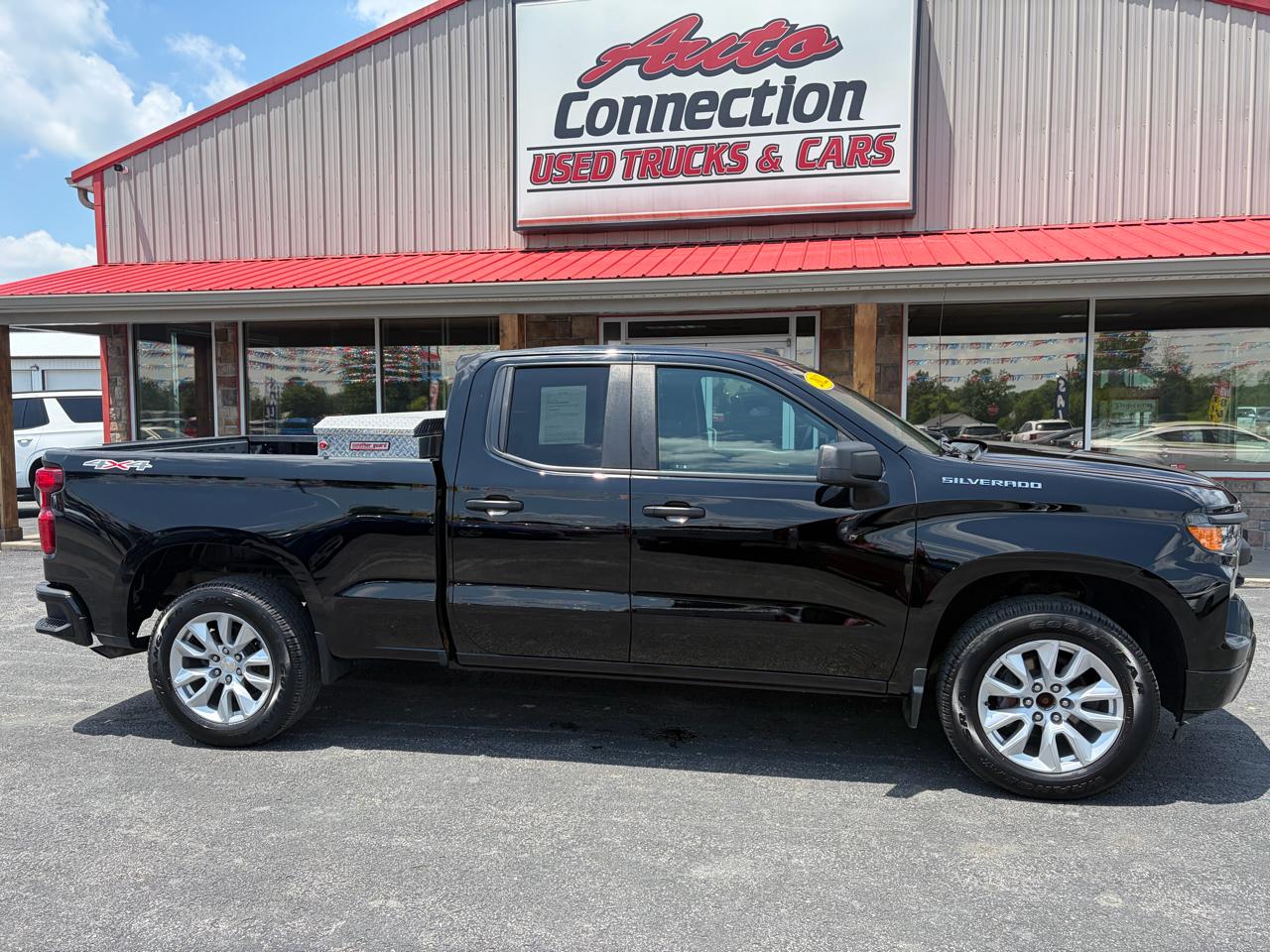 Chevrolet Silverado 1500 4WD Double Cab 147" Custom 2022