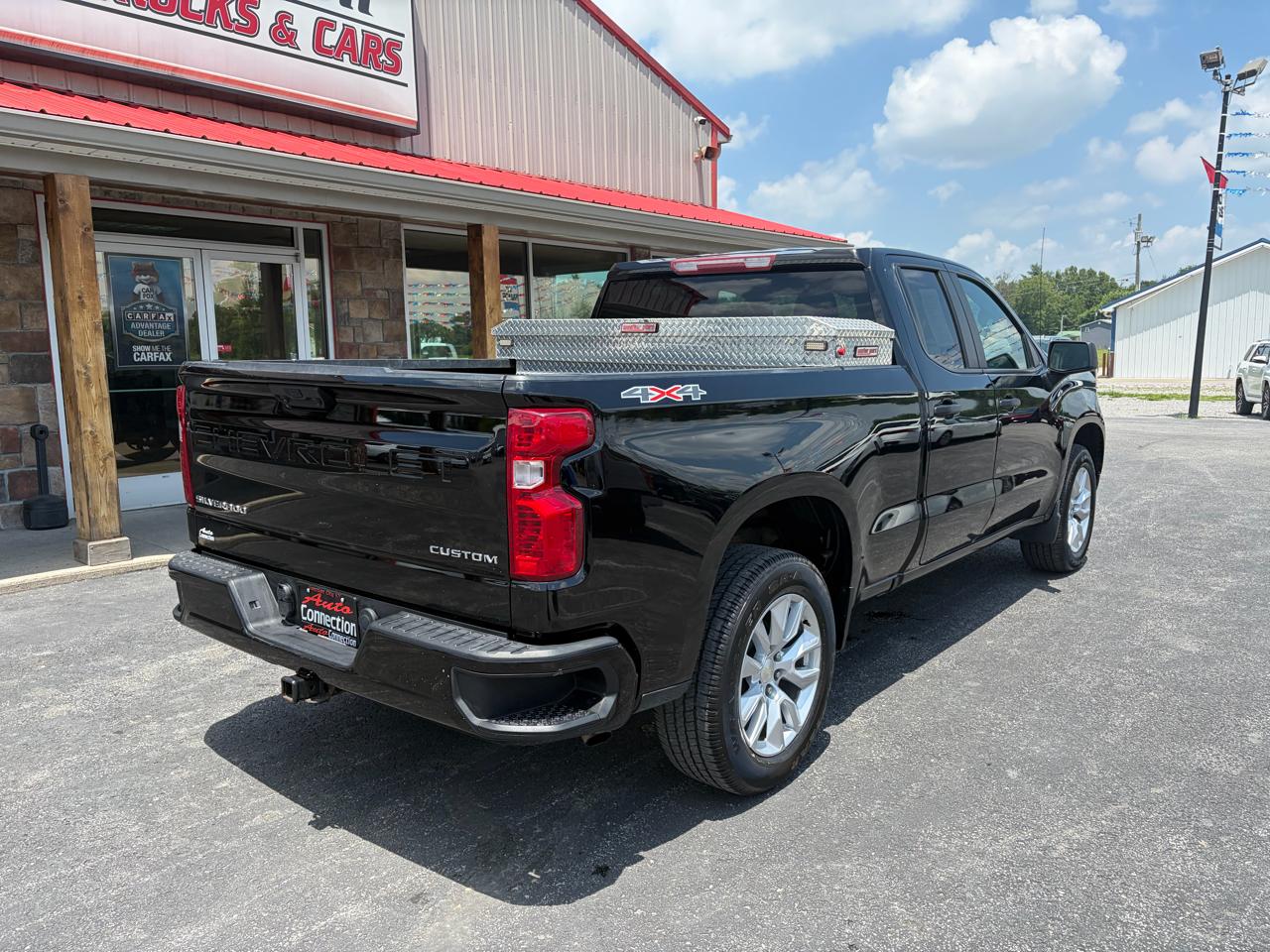 Chevrolet Silverado 1500 4WD Double Cab 147" Custom 2022