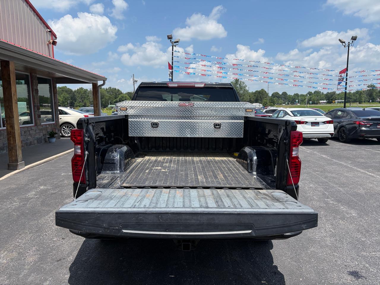 Chevrolet Silverado 1500 4WD Double Cab 147" Custom 2022