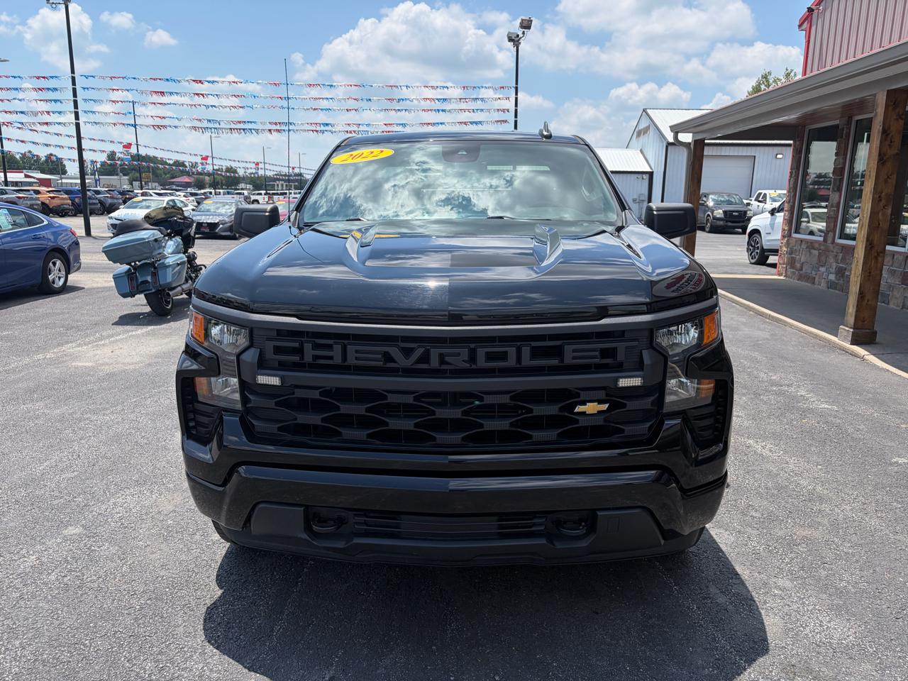 Chevrolet Silverado 1500 4WD Double Cab 147" Custom 2022