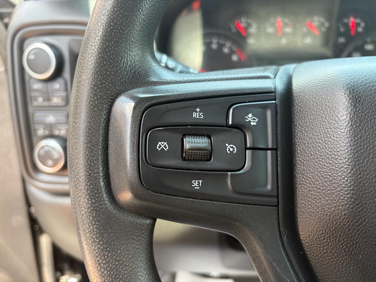 Chevrolet Silverado 1500 4WD Double Cab 147" Custom 2022