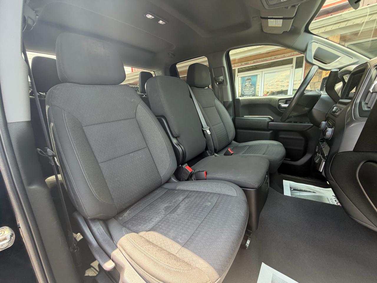 Chevrolet Silverado 1500 4WD Double Cab 147" Custom 2022