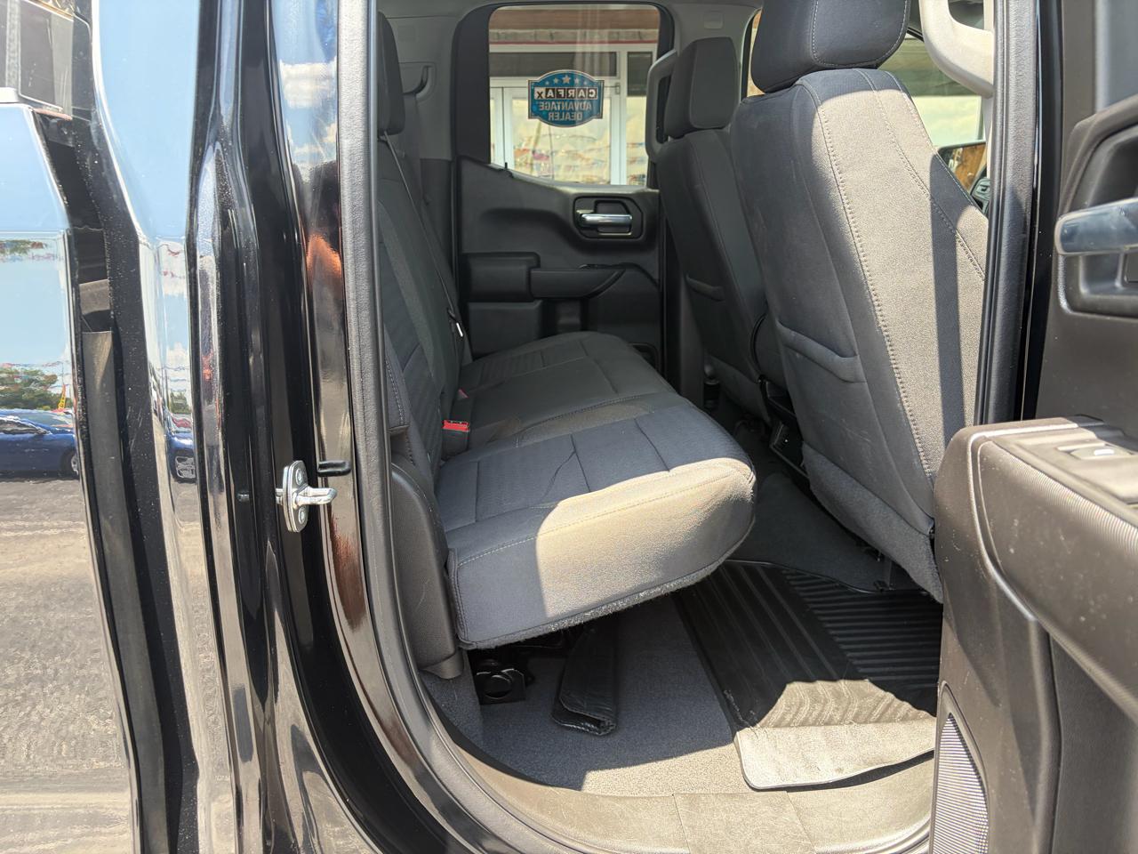 Chevrolet Silverado 1500 4WD Double Cab 147" Custom 2022