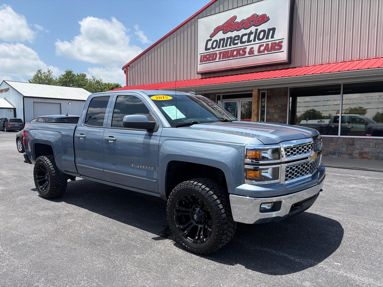 Chevrolet Silverado 1500 4WD Double Cab 143.5" LT w/1LT 2015