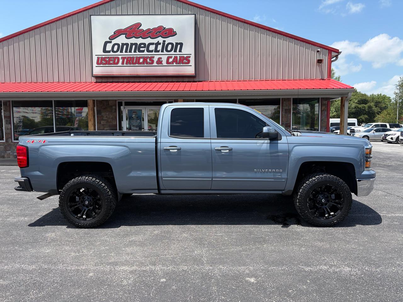 Chevrolet Silverado 1500 4WD Double Cab 143.5" LT w/1LT 2015
