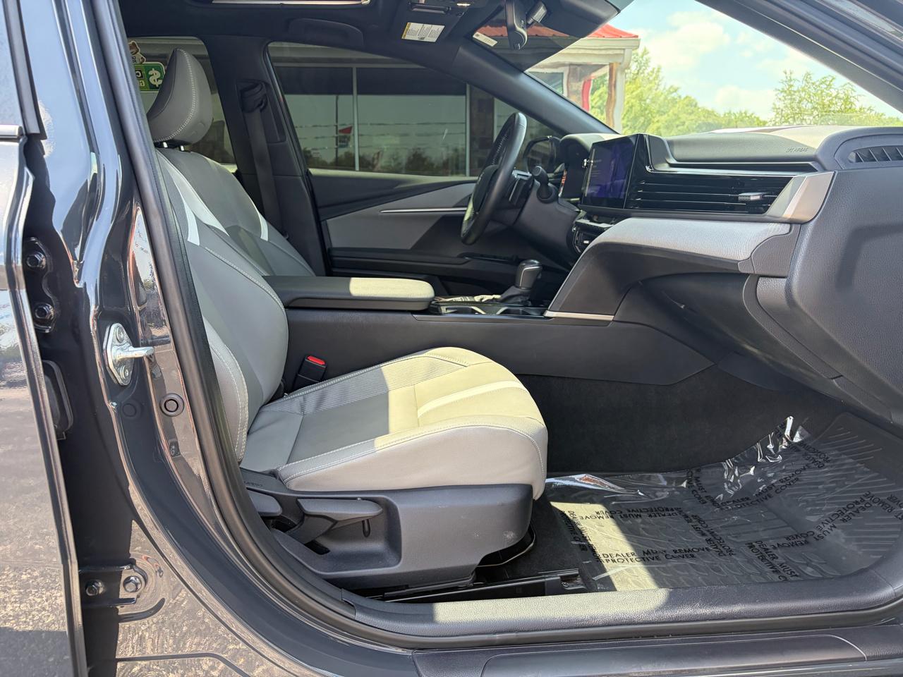 Toyota Camry XLE (Natl) 2025