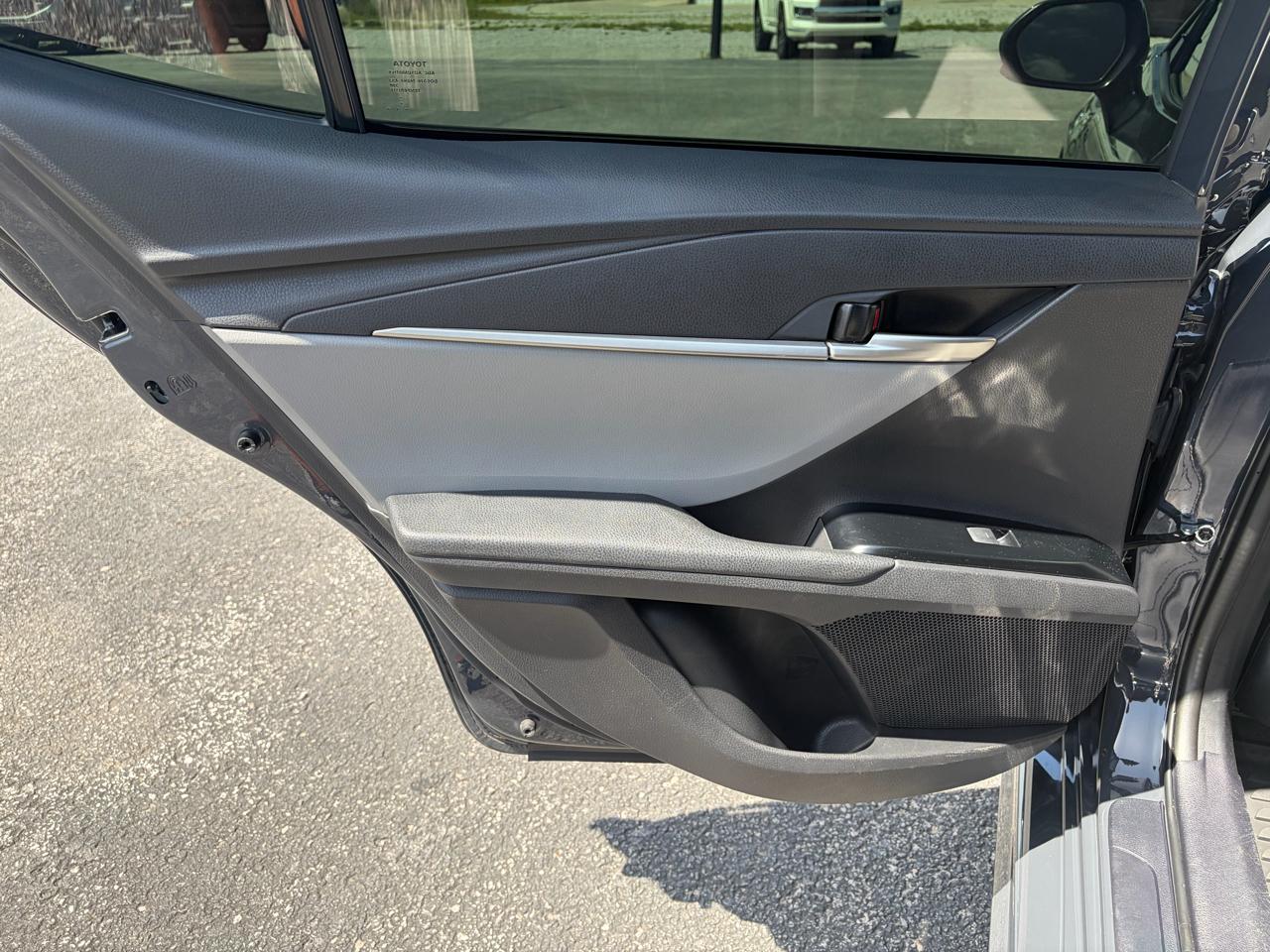 Toyota Camry XLE (Natl) 2025