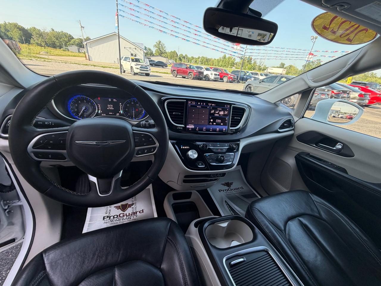 Chrysler Pacifica Touring L FWD 2022