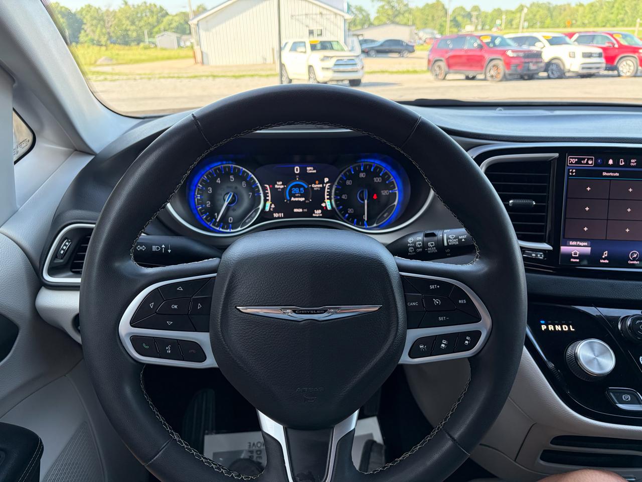 Chrysler Pacifica Touring L FWD 2022