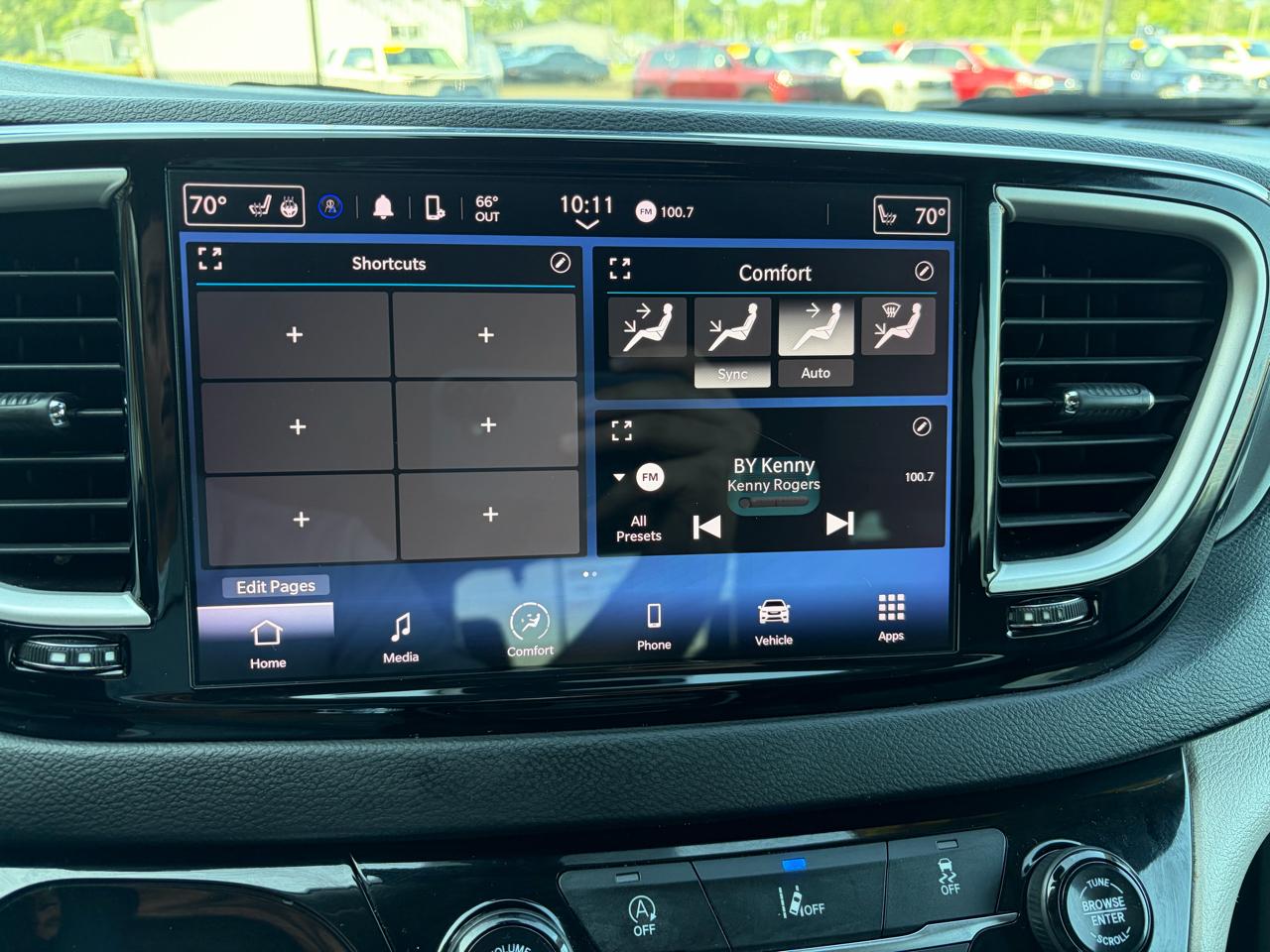 Chrysler Pacifica Touring L FWD 2022