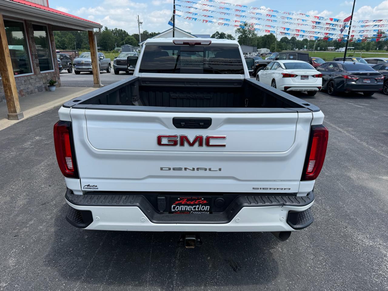 GMC Sierra 3500HD 4WD Crew Cab 172" Denali 2022