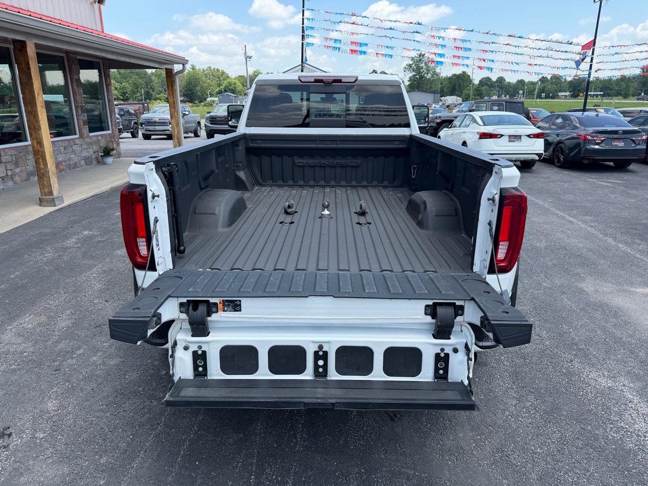 GMC Sierra 3500HD 4WD Crew Cab 172" Denali 2022