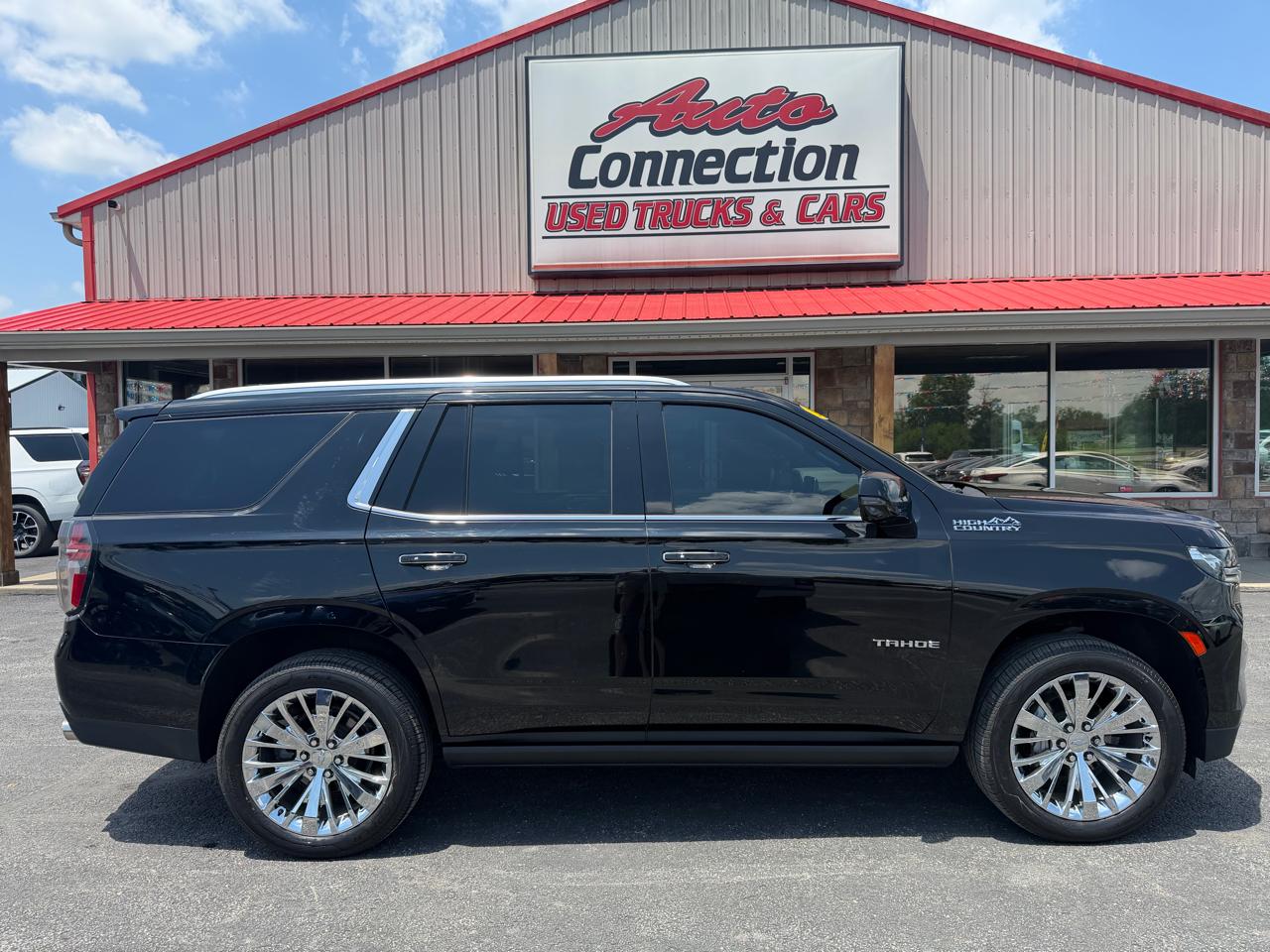 Chevrolet Tahoe 4WD 4dr High Country 2021