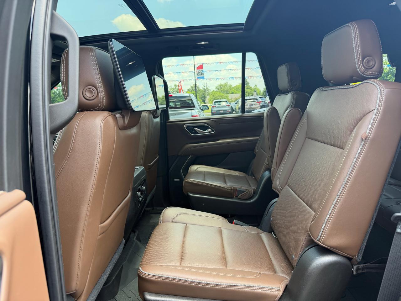 Chevrolet Tahoe 4WD 4dr High Country 2021