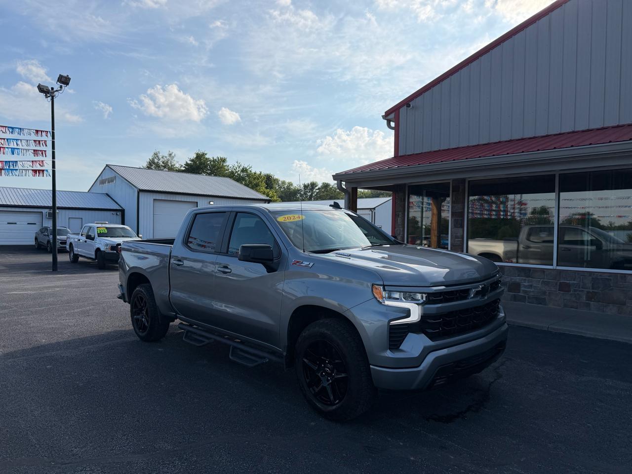 2024 Chevrolet Silverado 1500 4WD Crew Cab 147" RST