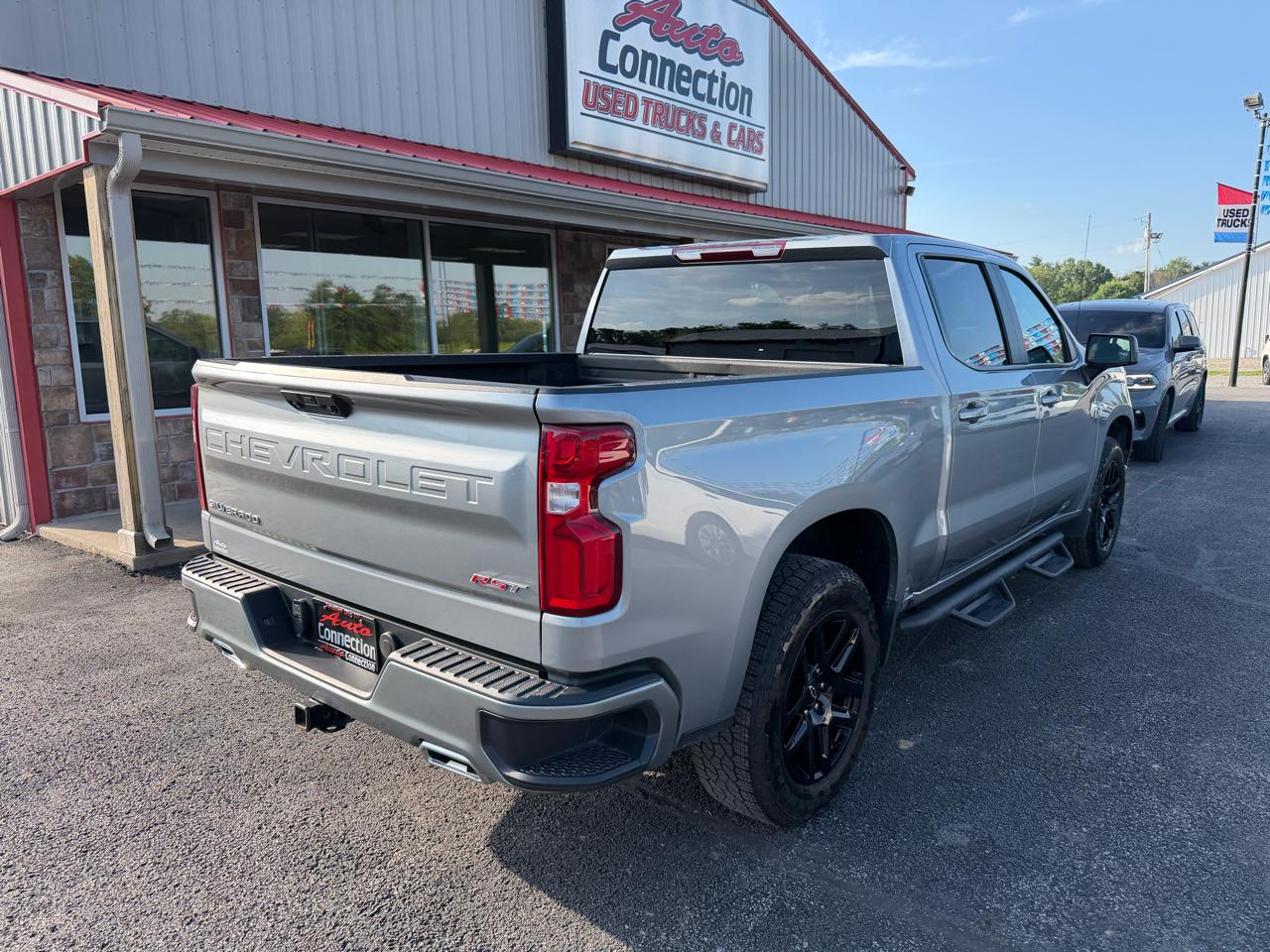 Chevrolet Silverado 1500 4WD Crew Cab 147" RST 2024