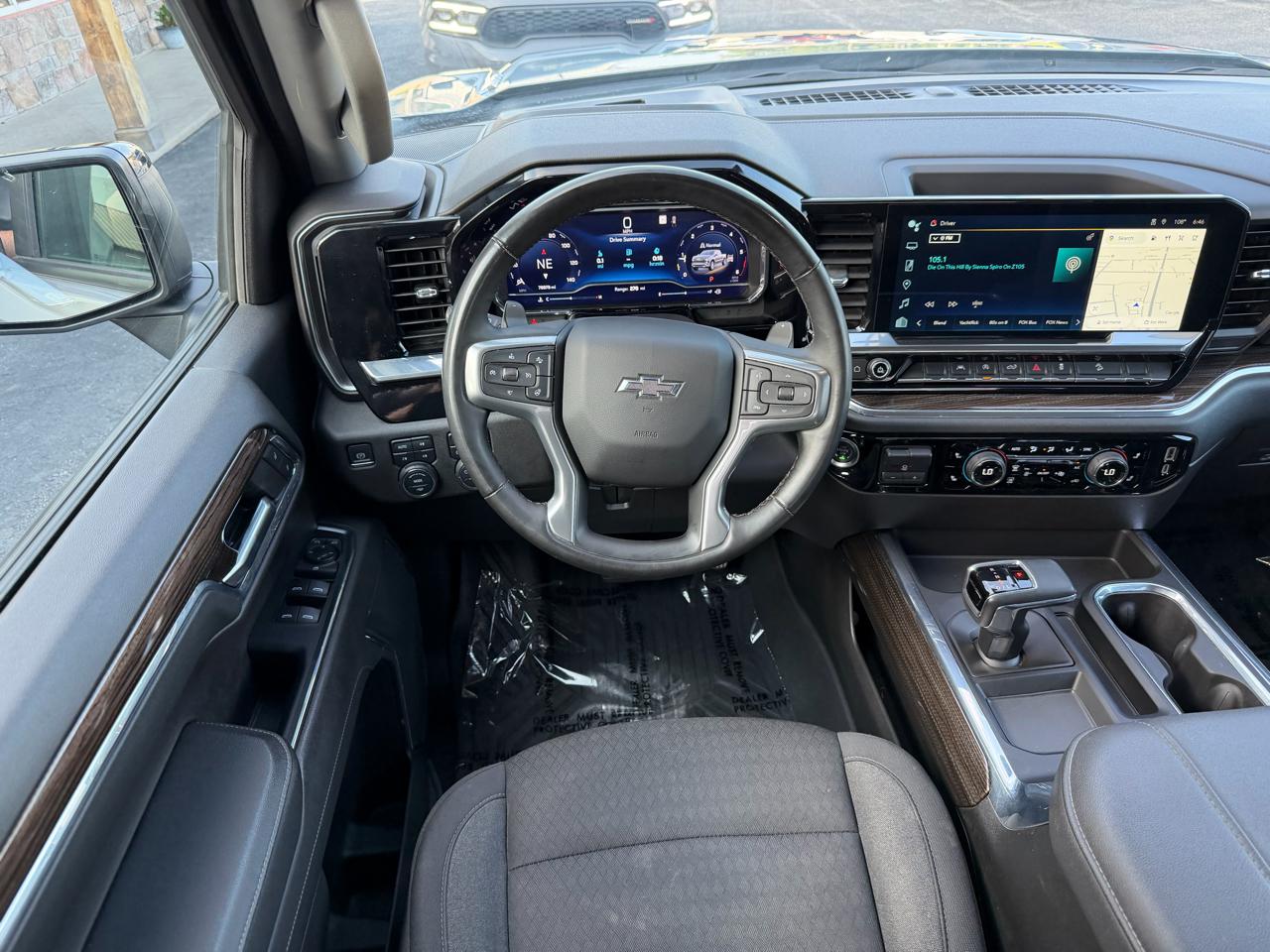 Chevrolet Silverado 1500 4WD Crew Cab 147" RST 2024