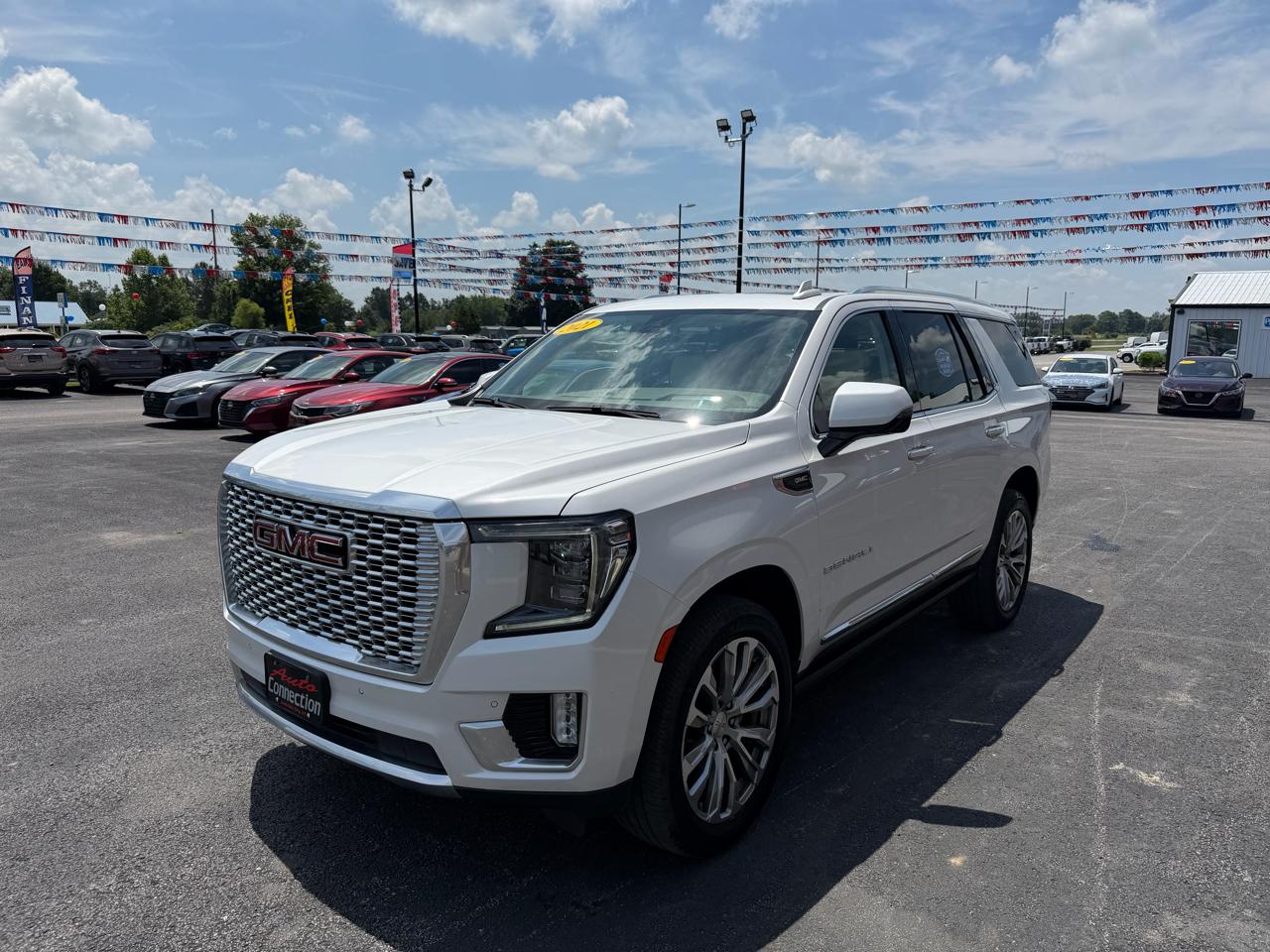 GMC Yukon 4WD 4dr Denali 2021