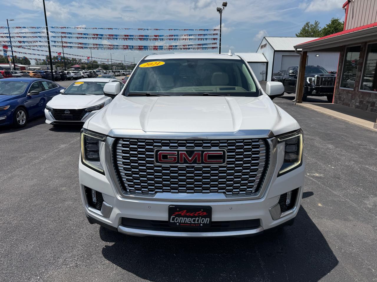 GMC Yukon 4WD 4dr Denali 2021