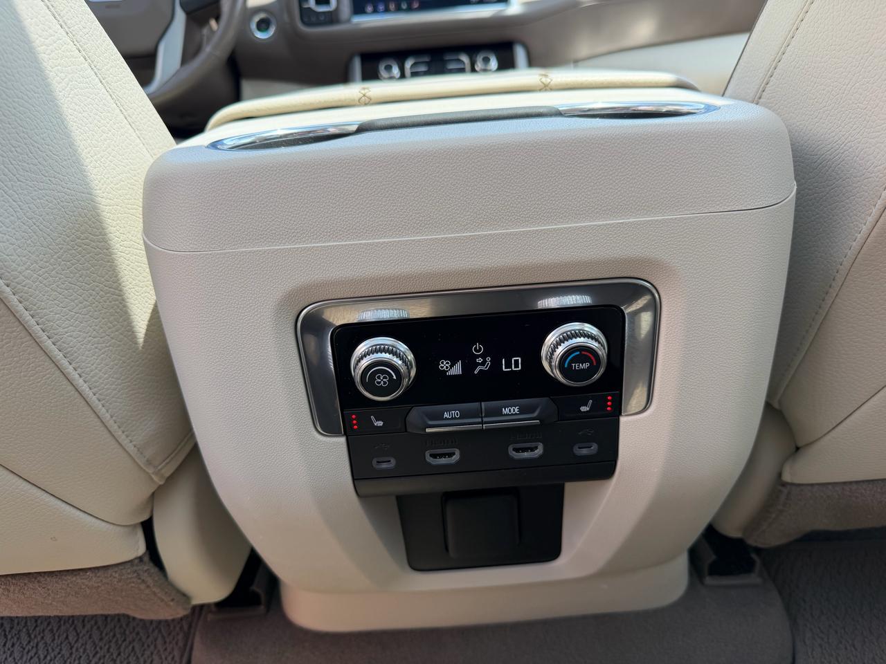 GMC Yukon 4WD 4dr Denali 2021