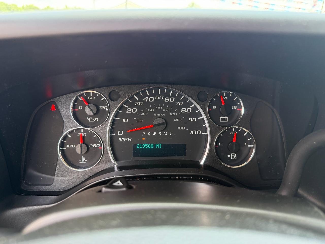 Chevrolet Express Cargo Van RWD 2500 135" 2022