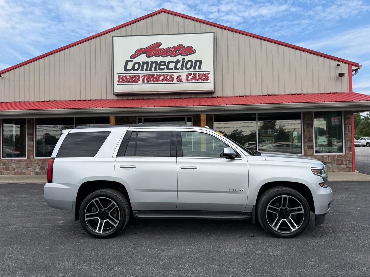 Chevrolet Tahoe 4WD 4dr LS 2018