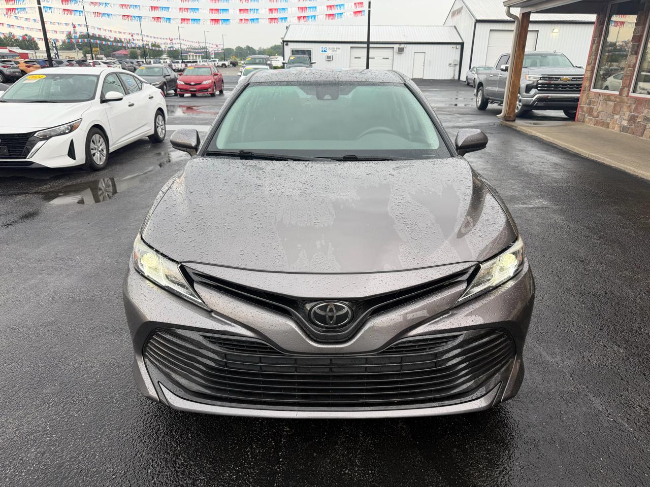 Toyota Camry LE Auto (Natl) 2020