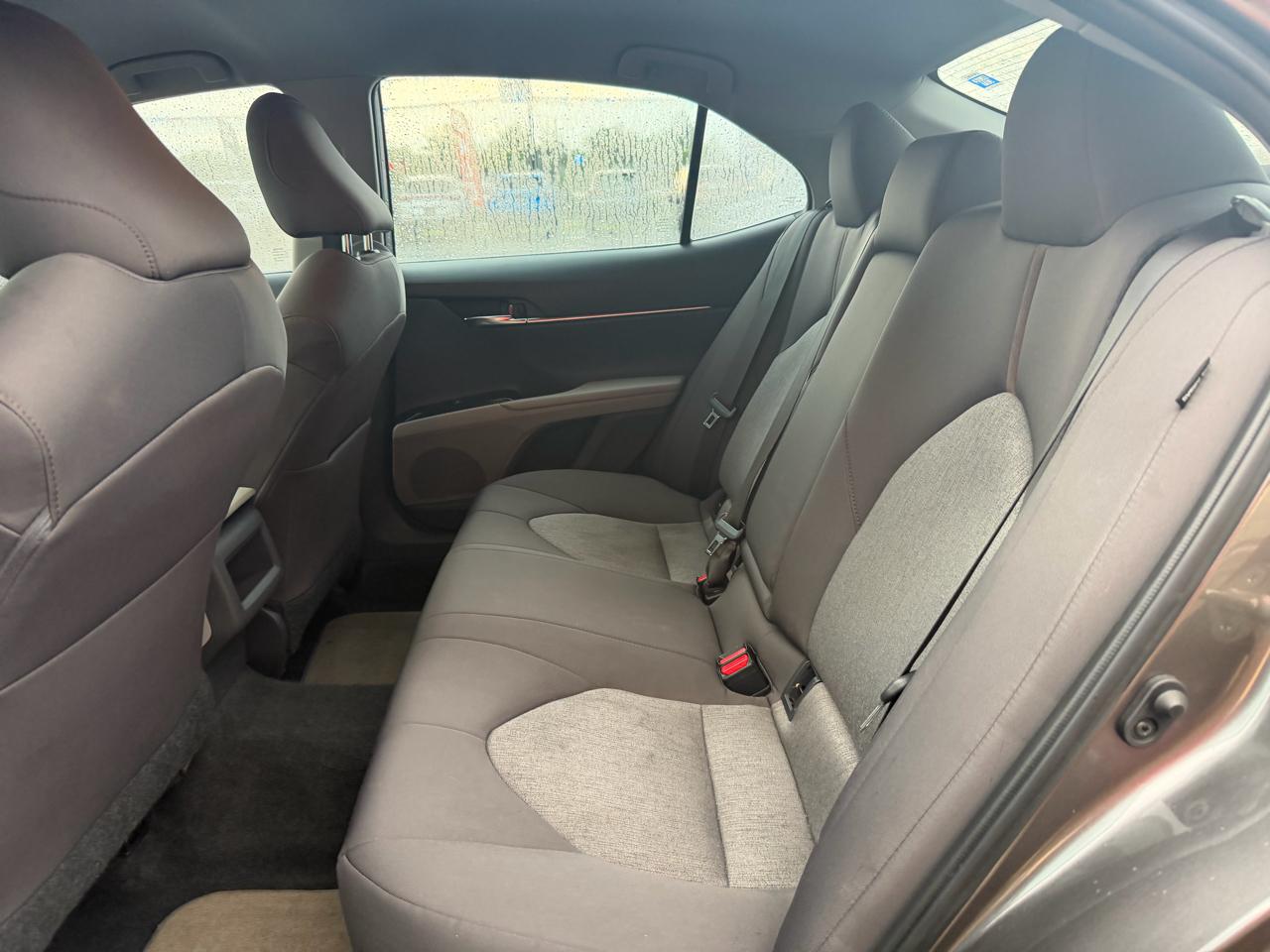 Toyota Camry LE Auto (Natl) 2020