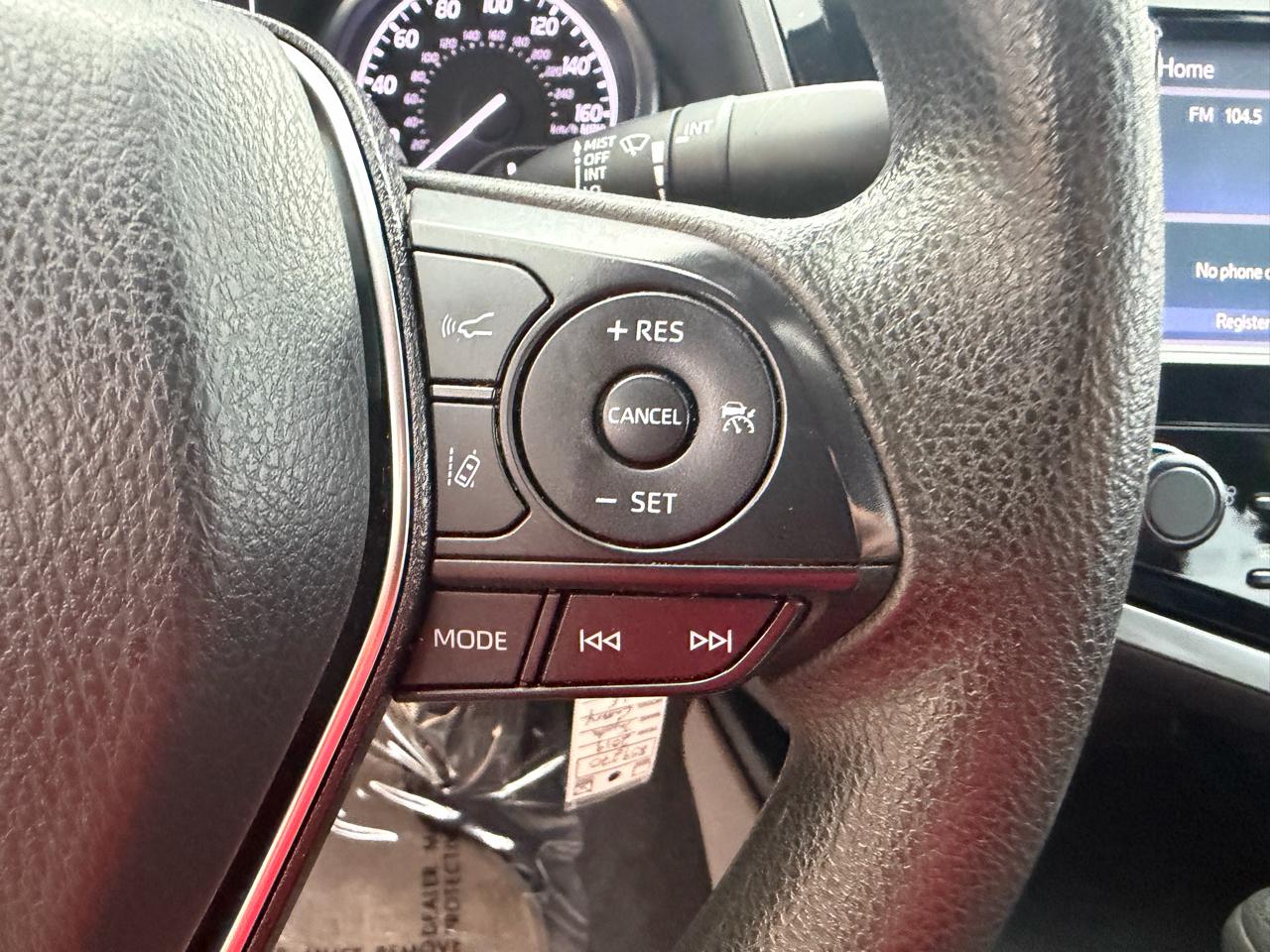 Toyota Camry LE Auto (Natl) 2020