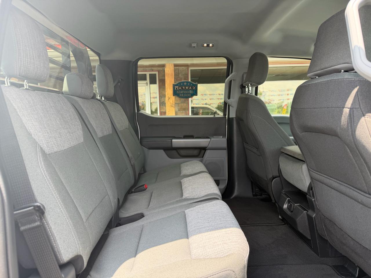 Ford Super Duty F-350 DRW 4WD Crew Cab 172" XLT 2025