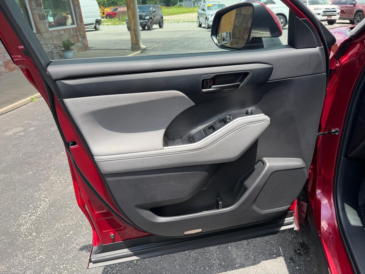 Toyota Highlander Platinum AWD (Natl) 2023