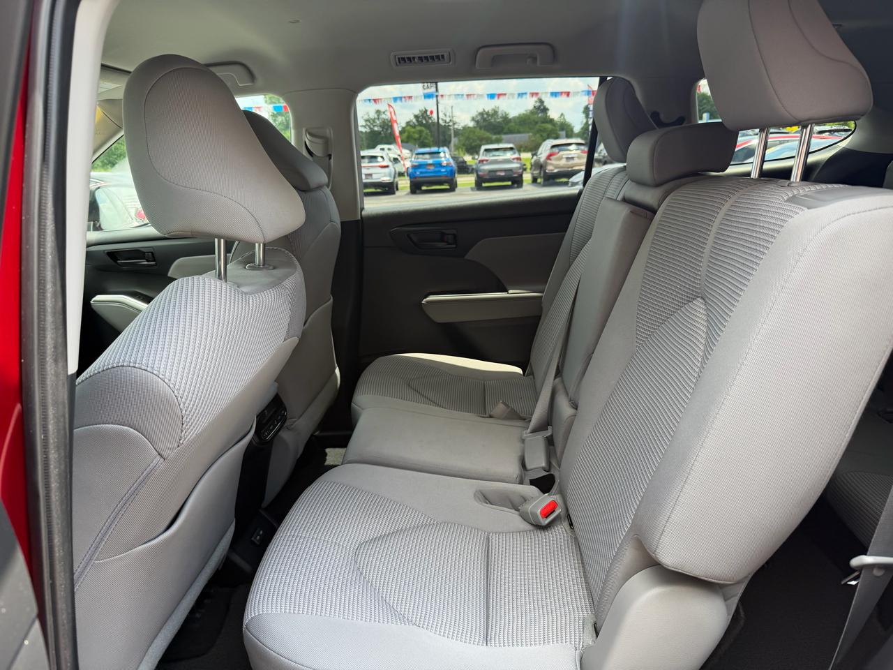 Toyota Highlander Platinum AWD (Natl) 2023