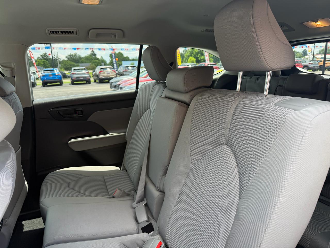 Toyota Highlander Platinum AWD (Natl) 2023