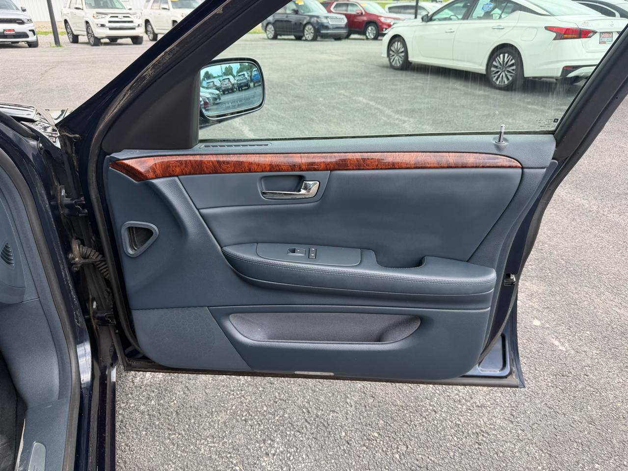 Cadillac DTS 4dr Sdn V8 2007