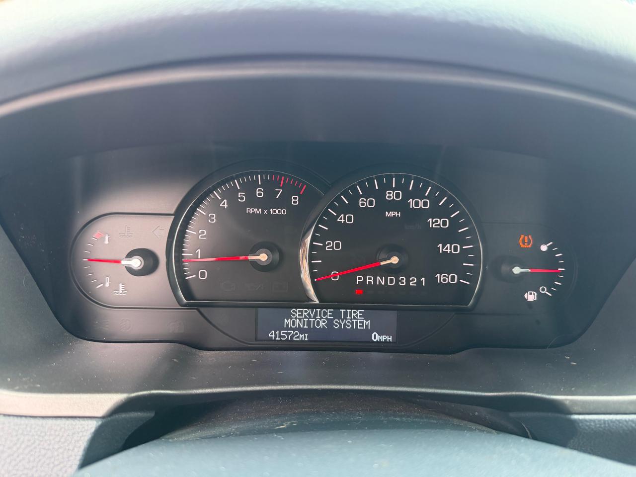 Cadillac DTS 4dr Sdn V8 2007