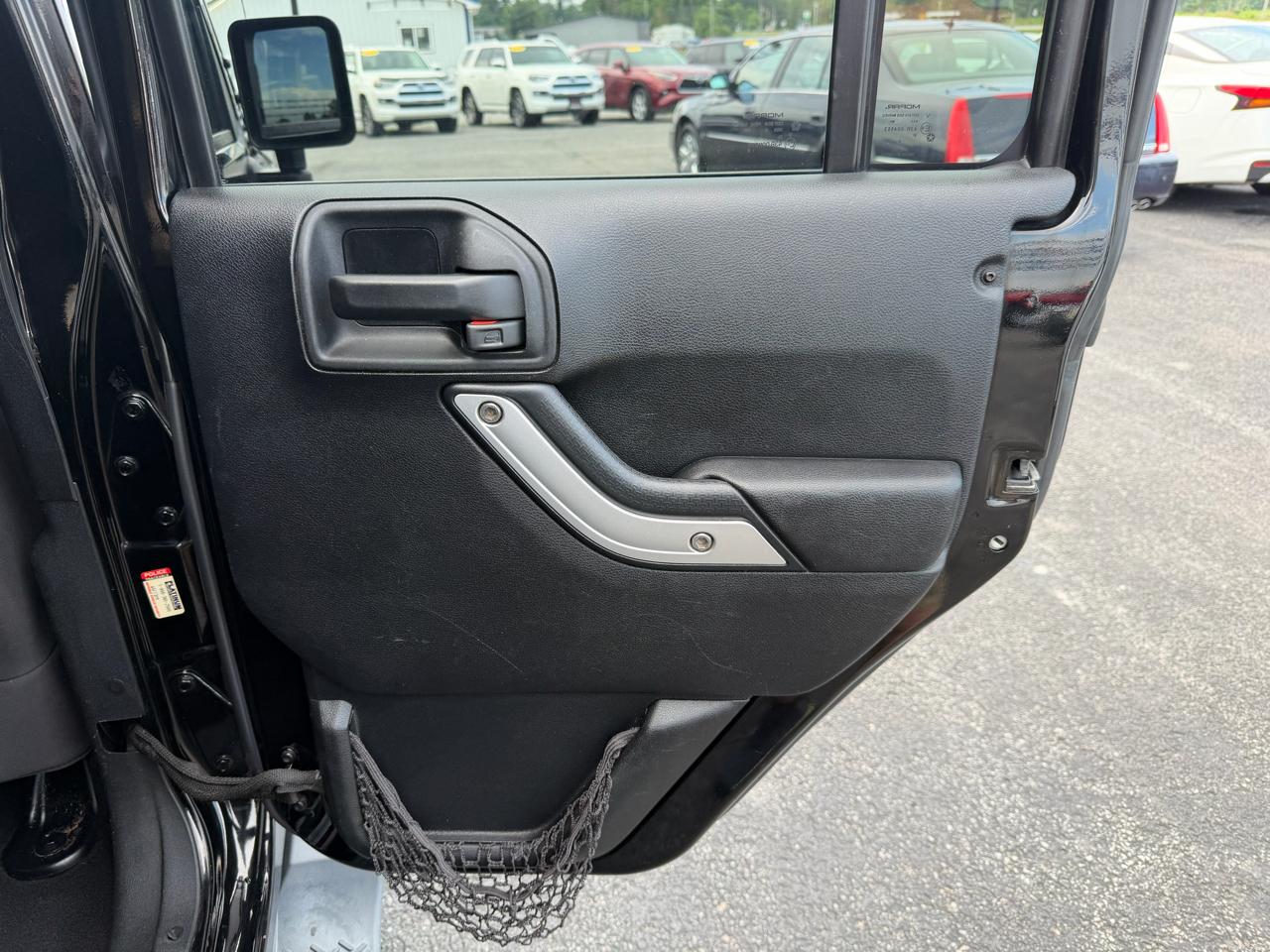 Jeep Wrangler Unlimited 4WD 4dr Sahara 2015