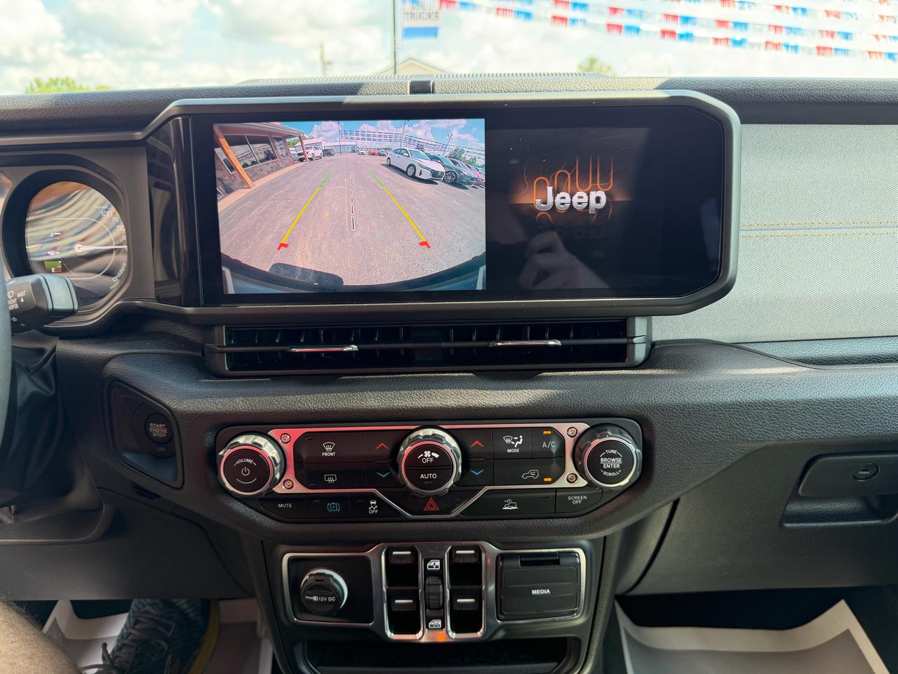 Jeep Wrangler 4xe Sport S 4x4 2024