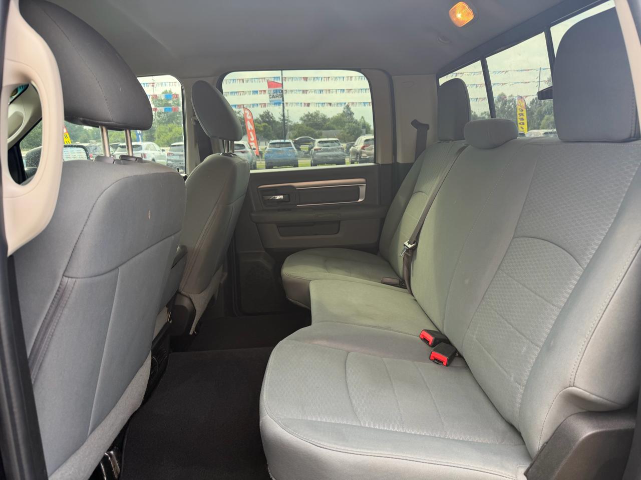 RAM 1500 Classic SLT 4x4 Crew Cab 6'4" Box 2019