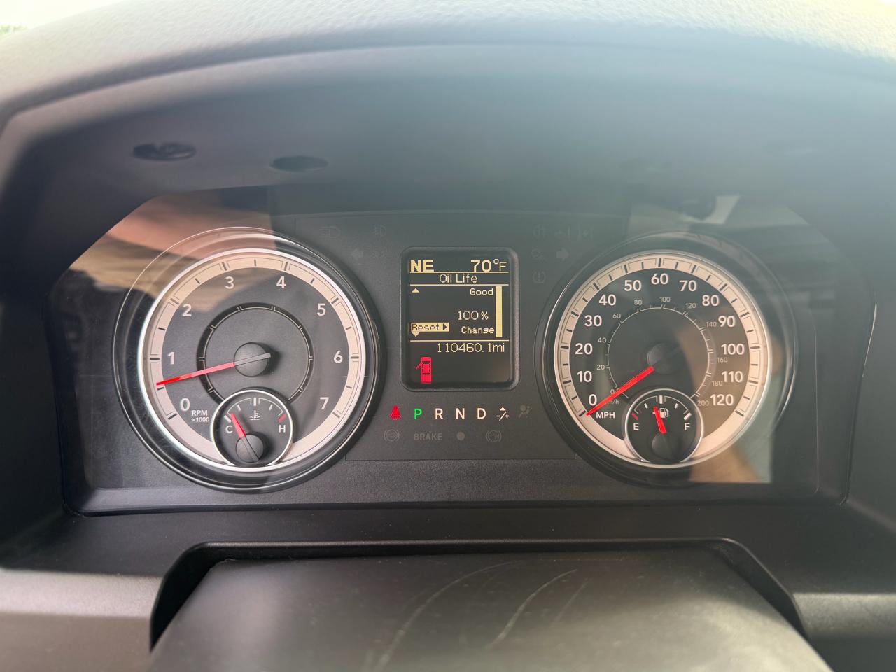 RAM 1500 Classic SLT 4x4 Crew Cab 6'4" Box 2019