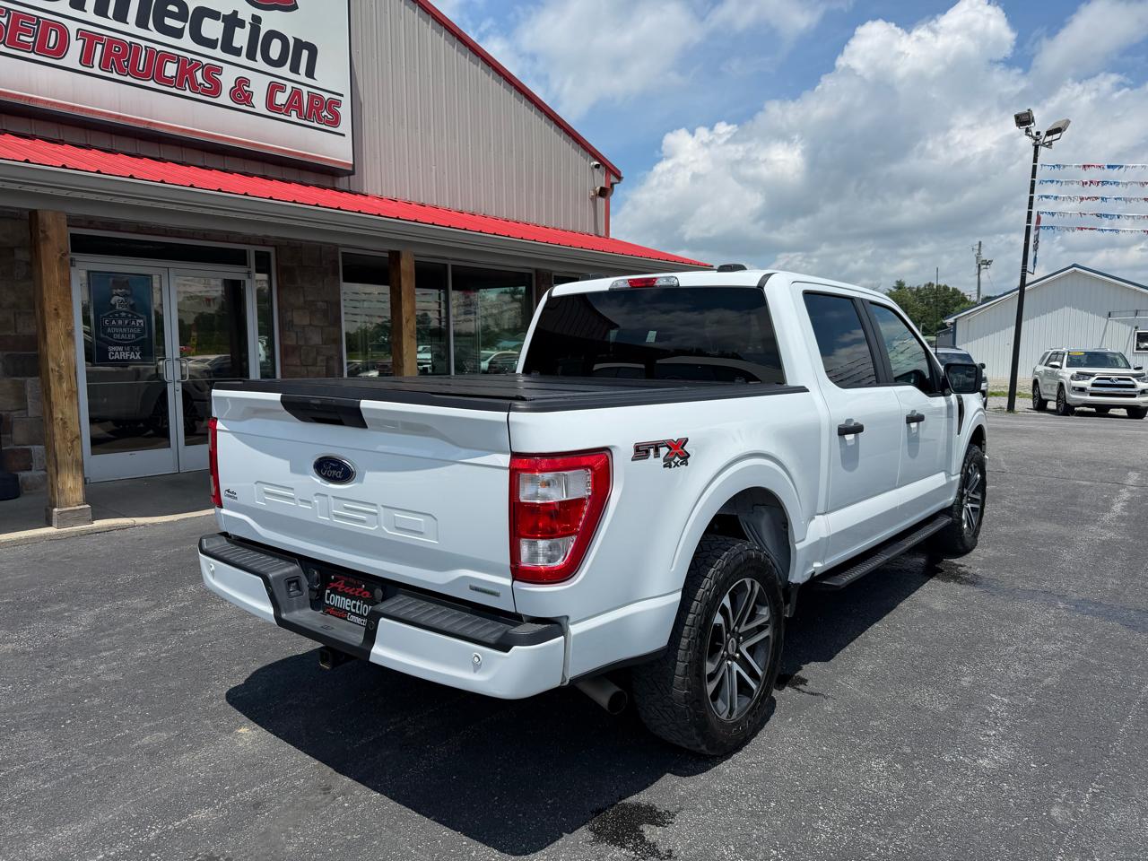 Ford F-150 4WD SuperCrew 145" STX 2023