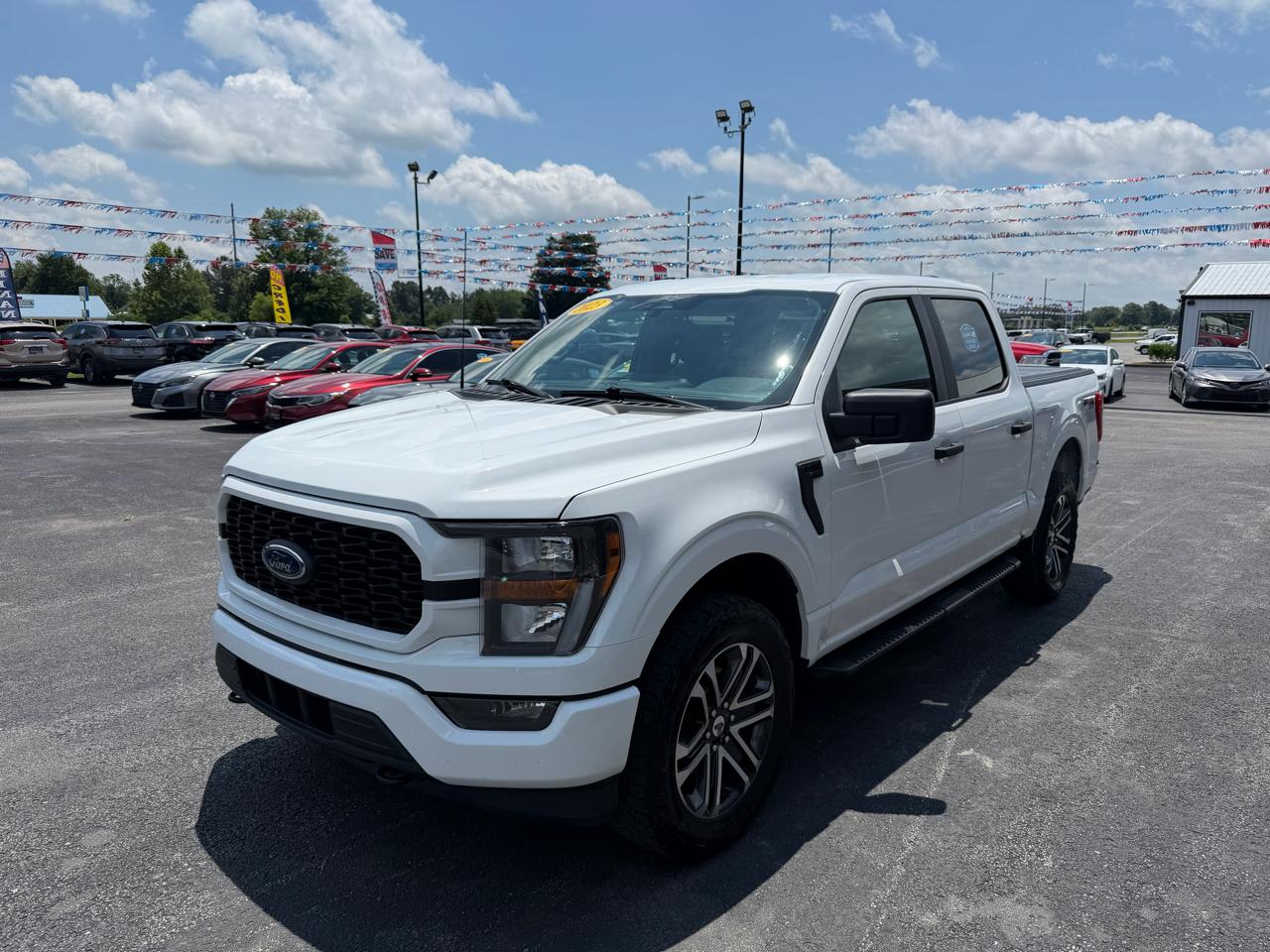 Ford F-150 4WD SuperCrew 145" STX 2023