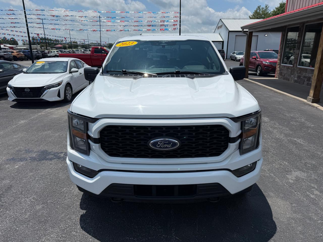 Ford F-150 4WD SuperCrew 145" STX 2023